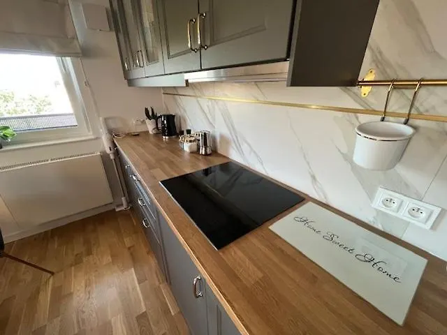 Halo Check In 24h Privat Parking 弗罗茨瓦夫