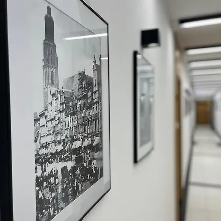 Halo Check In 24h Privat Parking * Вроцлав