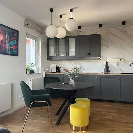 Halo Check In 24h Privat Parking Вроцлав