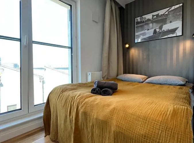 Halo Check In 24h Privat Parking *