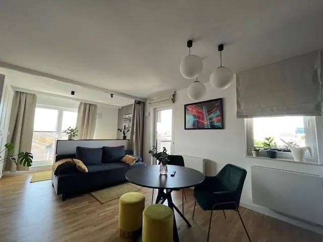 Halo Check In 24h Privat Parking * Wrocław