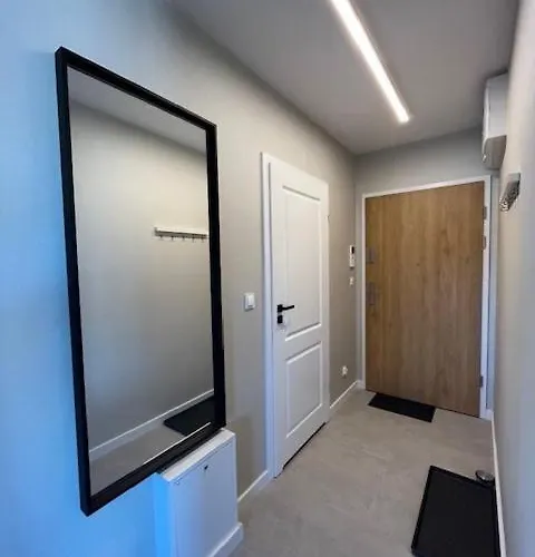 Lägenhet Halo Check In 24h Privat Parking *